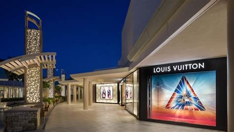 Louis Vuitton Naples store, United States.